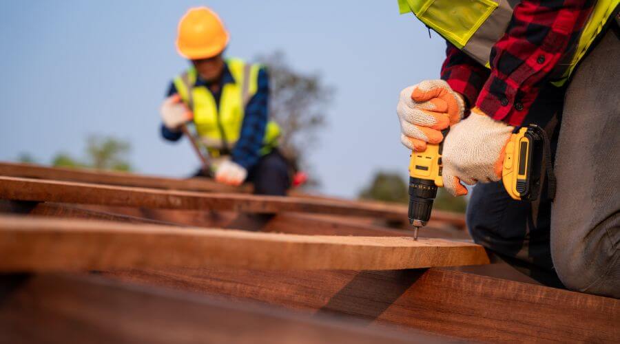 Expert top industrial roofings services in Oilmont, MT
